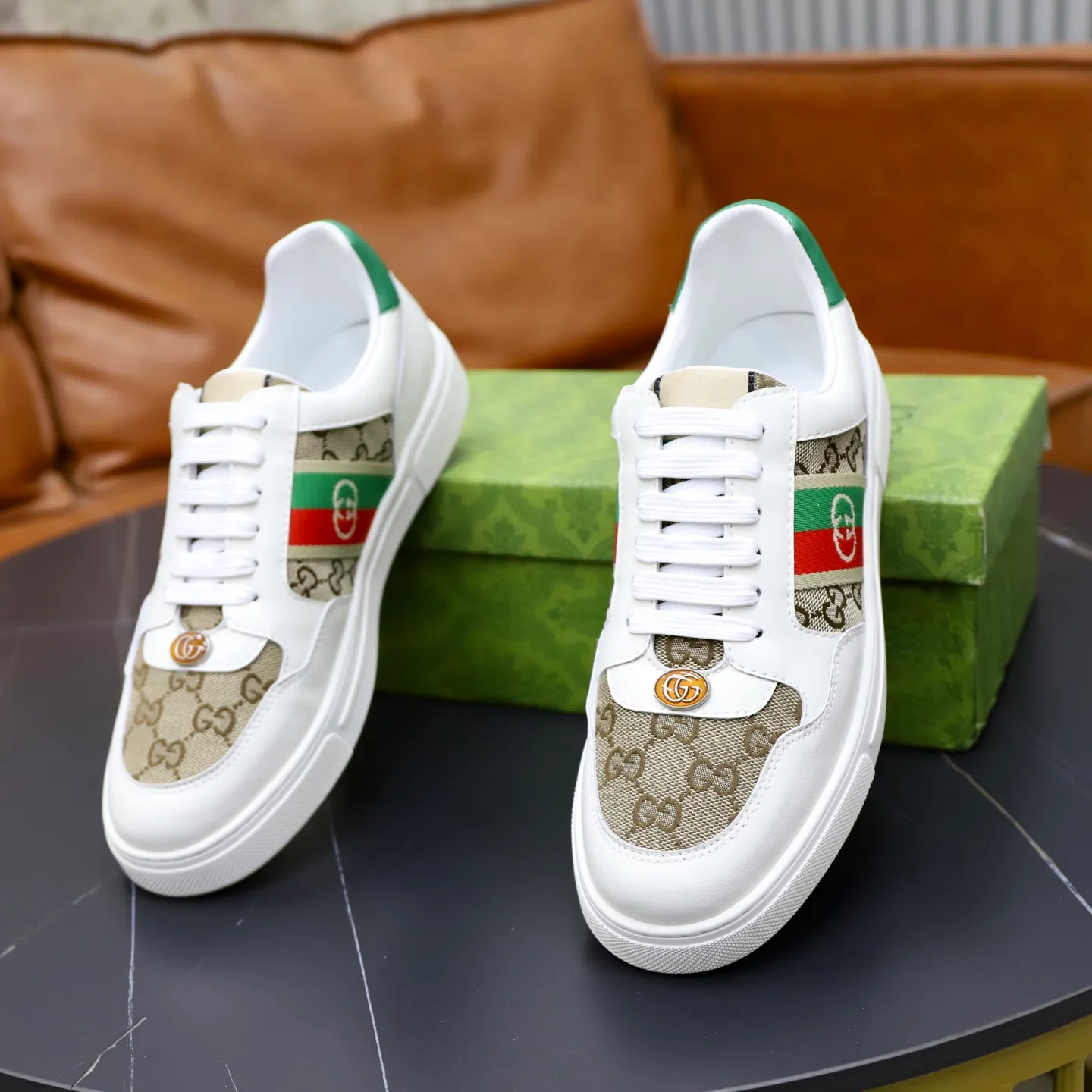 Ex-factory price: 420💰🙅‍♂️🙅‍♂️🙅‍♂️ Brand: Gucci GUCCi Standard code: 38-44 (45 customized) Grade: Same as the official website Material: Original leather splicing, comfortable and breathable sheepskin lining, original wear-resistant outsole Style category: Men's fashionable casual shoes, running, sports shoes, noble luxury brand elements, top luxury Color: actual picture color
